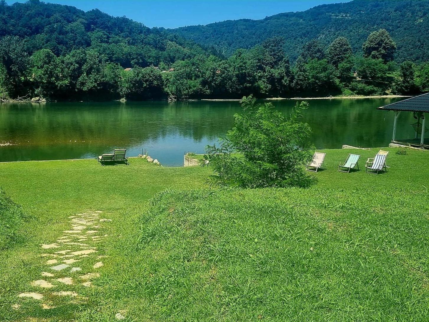 Case de vacanță Brvnara Drina Wooden House Drina *