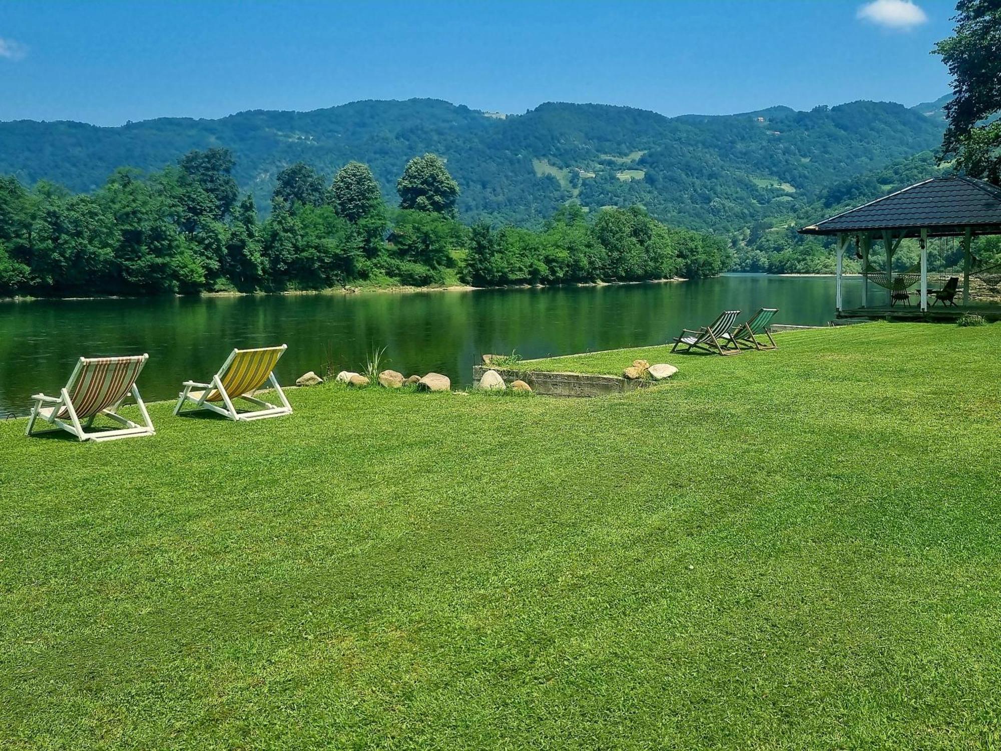 Brvnara Drina Wooden House Drina * Drlace